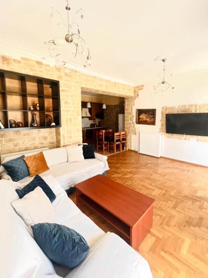 Neoclassical 2Bed In Kallimarmaro Athens Exterior photo